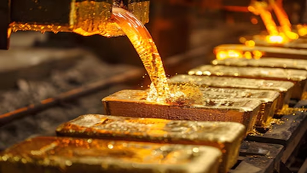 DIE KWESBAARHIED VAN DIE SUID-AFRIKAANSE EKONOMIE: KOMMODITEITSPRYSE